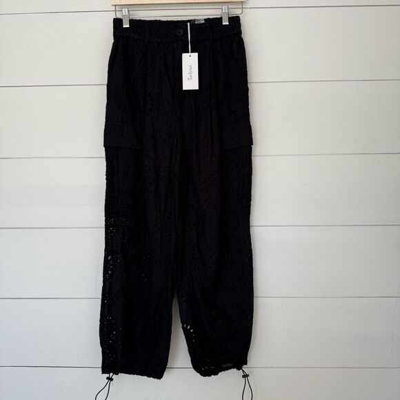 Taelynn Women’s Medium Lace Patterned Utility Barrel Pant New - Picture 1 of 6